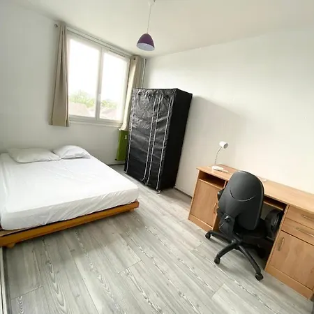 Proche Centre + Parking Gratuit Apartamento